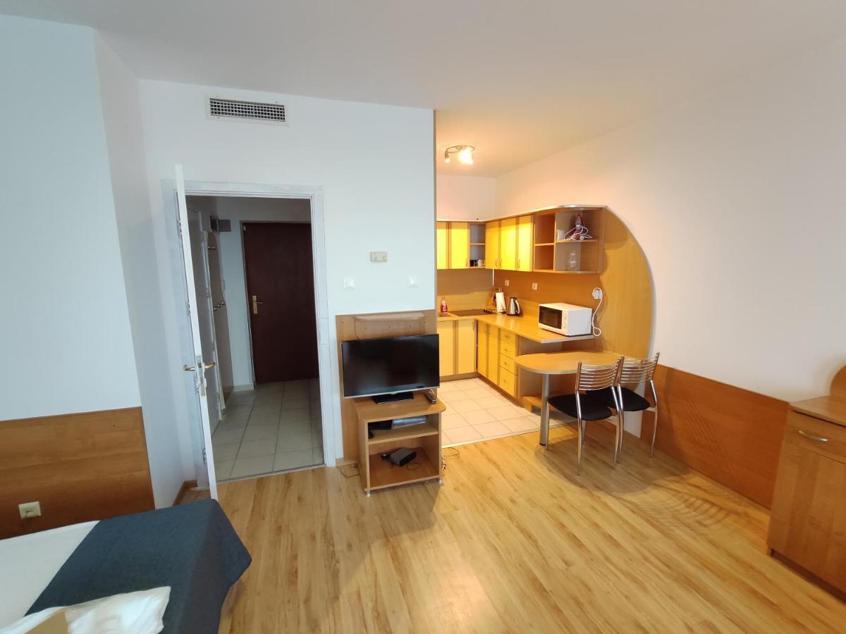 Apartamenty Mz Polonia - Kolobrzeg, Portowa 18 Ngoại thất bức ảnh