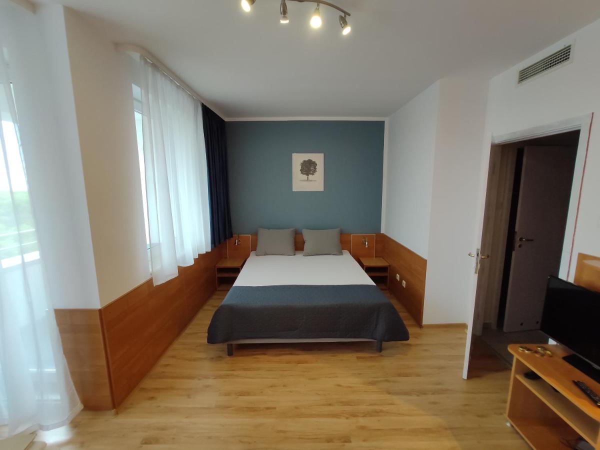 Apartamenty Mz Polonia - Kolobrzeg, Portowa 18 Ngoại thất bức ảnh